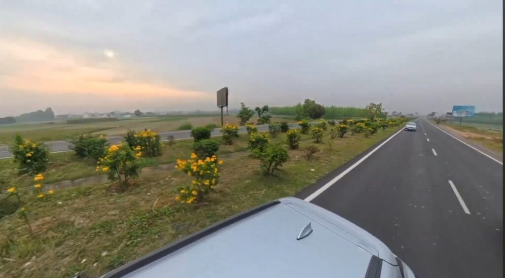 Delhi से Haridwar Same Day Ganga Snan 🙏 | Wife ने की पहली Long Drive | Couple Trip | Safar Sanskriti Delhi To Haridwar Highway Road Trip Sunrise 1024x564